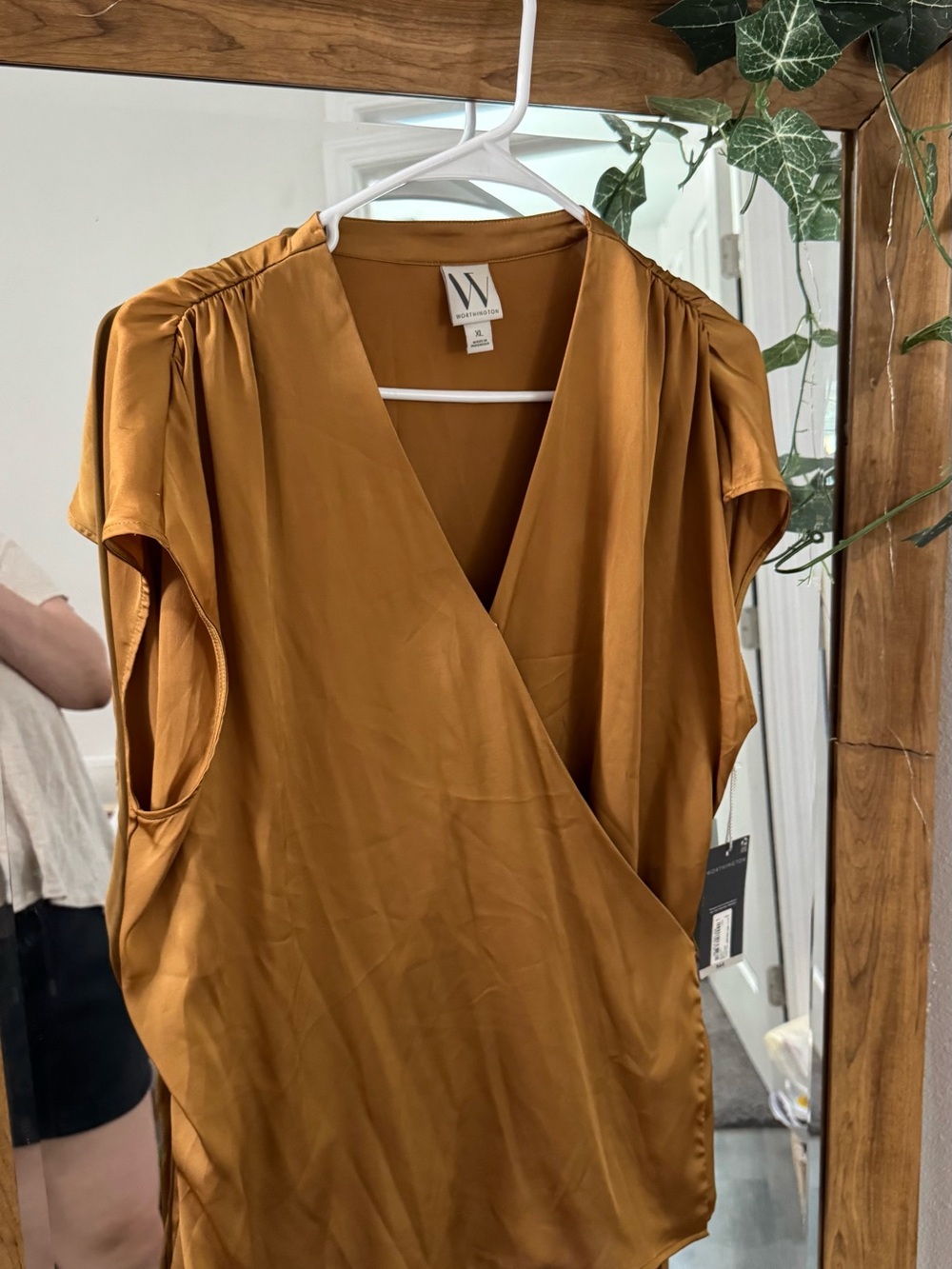 BNWT Worthington Golden Yellow/Brown Wrap Blouse/Top - Picture 2 of 3